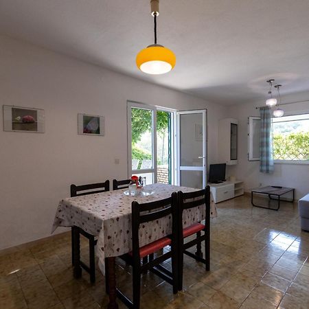 ורבוסקה Apartments By The Sea Mudri Dolac, Hvar - 582 מראה חיצוני תמונה