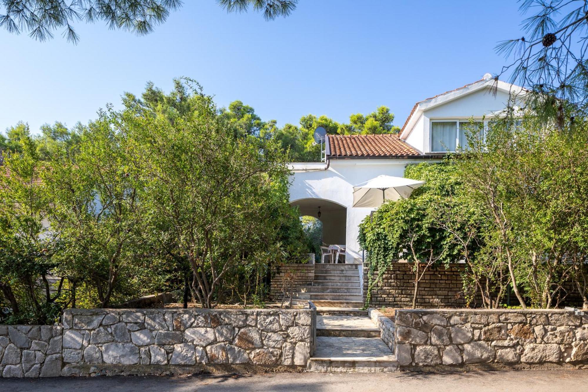 ורבוסקה Apartments By The Sea Mudri Dolac, Hvar - 582 מראה חיצוני תמונה